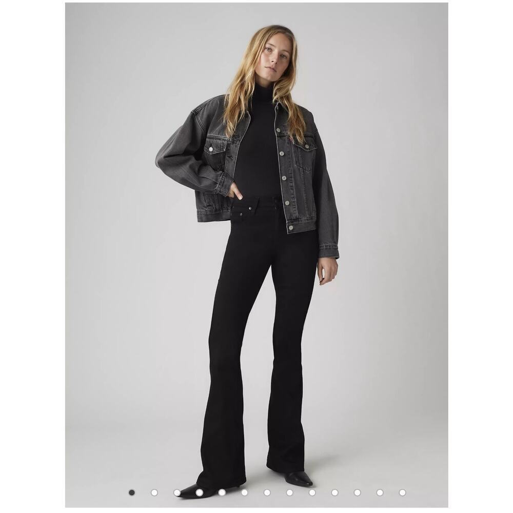 NWT Levi’s 726 High Rise Flare Jeans – Black – Size 28 x 30- Super Soft Stretch